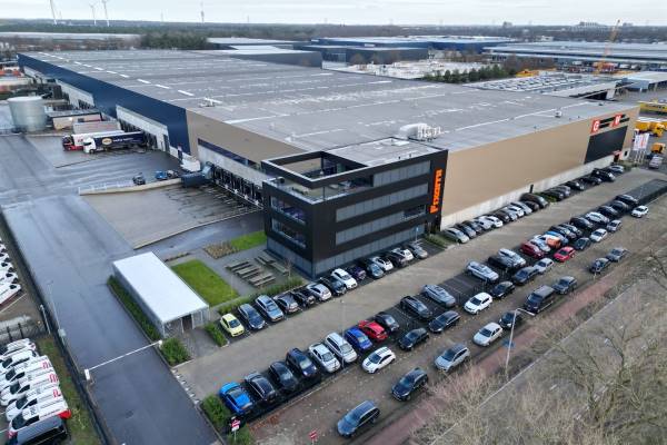 Bedrijfsruimte Zevenheuvelenweg 25 Tilburg