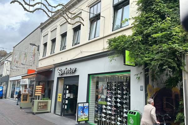 Winkelruimte Waterstraat 42 Tiel