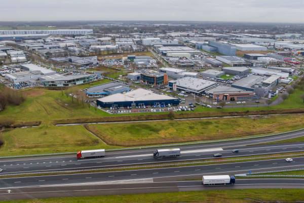 Bedrijfsruimte Vlierwerf 6 Roosendaal