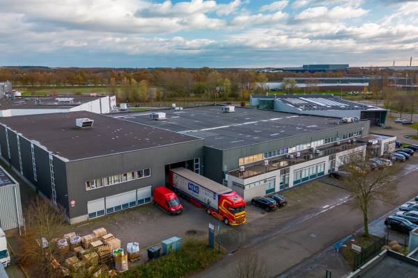 Bedrijfsruimte Grasbeemd 19 Helmond