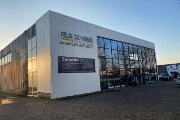 Winkelruimte Nieuwe Aamsestraat 42A Elst (GE)