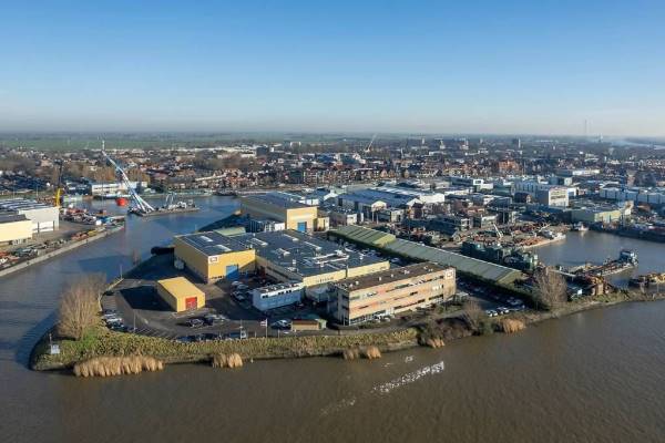 Bedrijfsruimte Industrieweg 30 Sliedrecht