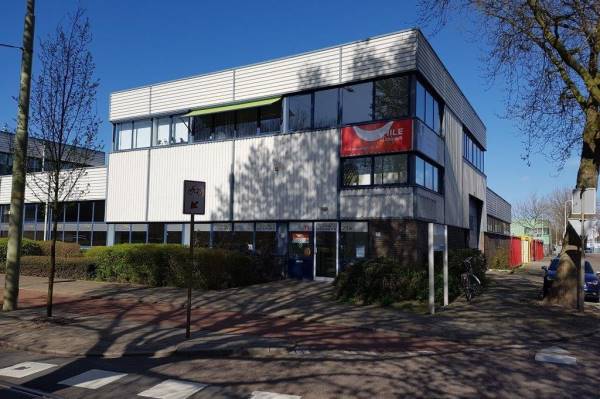 Bedrijfsruimte Margaretha van Hennebergweg 71a Den Haag