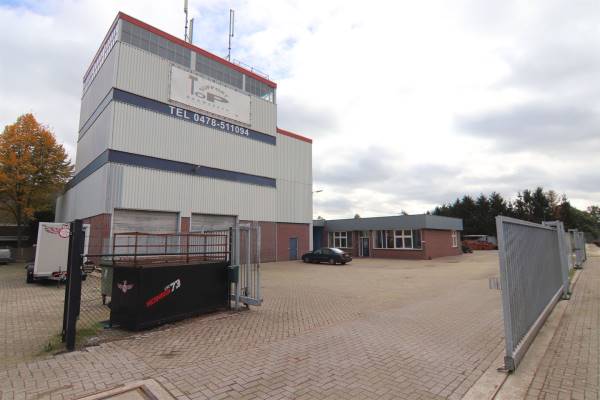 Bedrijfsruimte Stationsweg 124b Oostrum (LI)