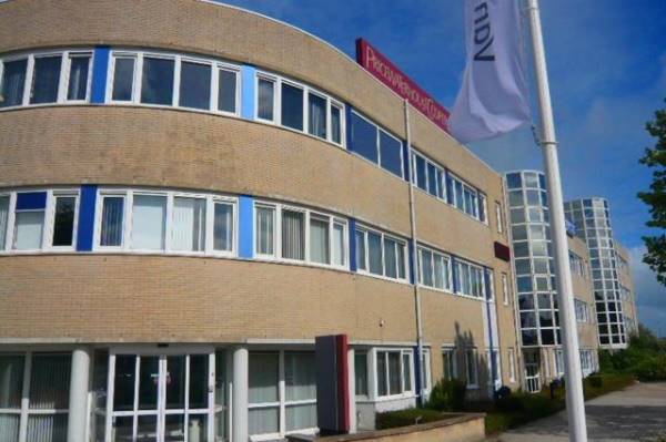Kantoorruimte Badweg 2 Leeuwarden