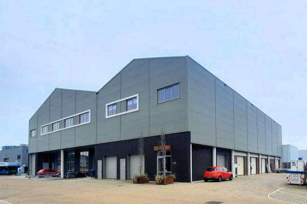 Bedrijfsruimte Rivierdijk 637k Hardinxveld-Giessendam
