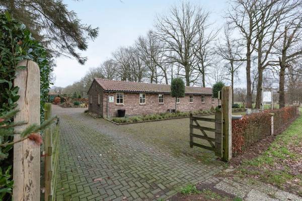 Bedrijfsruimte Enschedesestraat 88 Losser