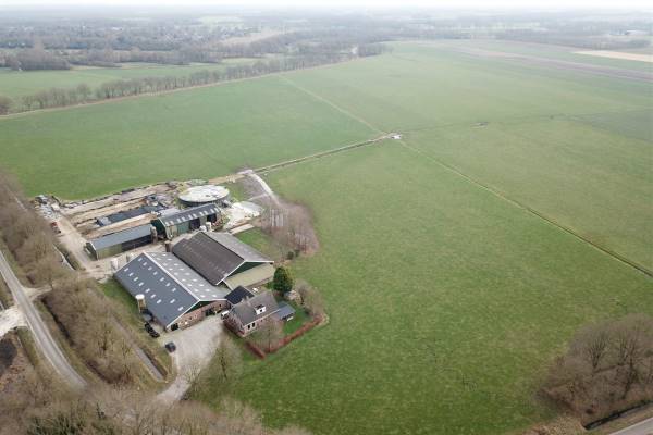 Agrarisch bedrijf Oosterweg 2 Zeijen