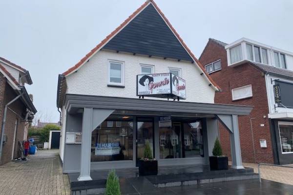 Winkelruimte Dorpstraat 15 de Lutte