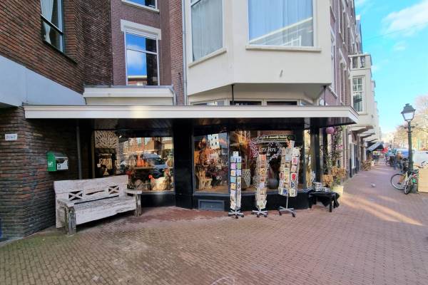 Winkelruimte Reinkenstraat 4 Den Haag
