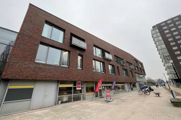 Winkelruimte Laan van Berendrecht 11 Leiderdorp