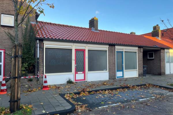 Winkelruimte Waldeck Pyrmontstraat 12A Maasdijk