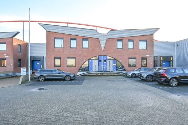 Bedrijfsruimte Capronilaan 42- 46 Schiphol-Rijk