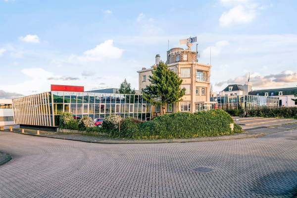 Kantoorruimte Govert van Wijnkade 50 Maassluis