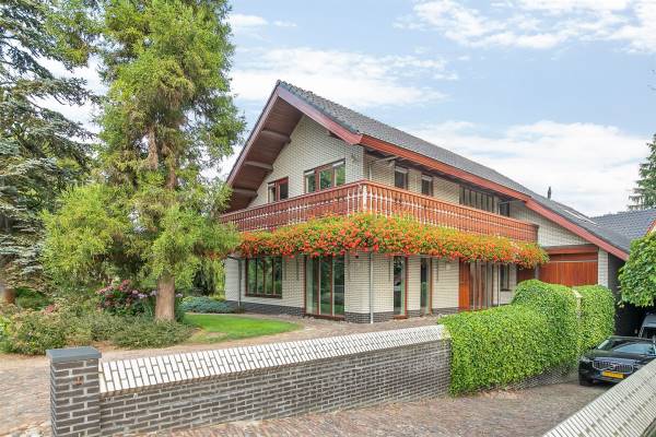 Bedrijfsruimte Jan Weitkamplaan 2a Hardenberg