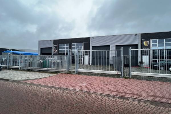 Bedrijfsruimte Graham Bellstraat 8A &amp; C Zwolle