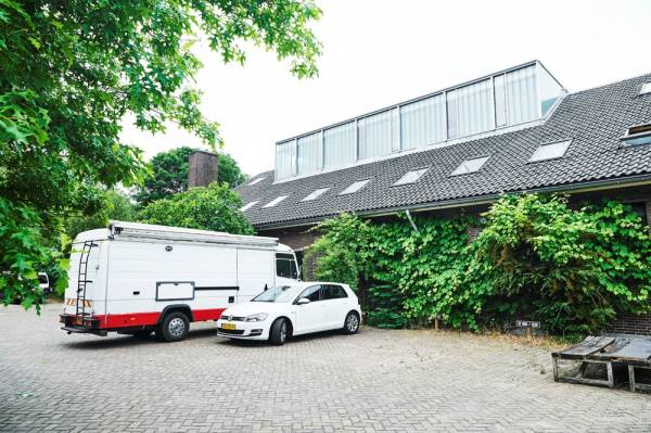 Kantoorruimte Joris van den Berghweg 103 B-2. 01 Amsterdam