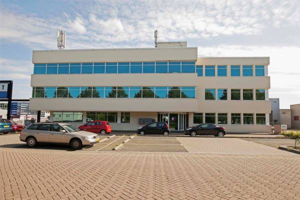 Kantoorruimte Laanweg 4 731- 732 Spijkenisse