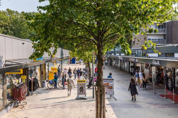 Winkelruimte Samuel Esmeijerplein 34 Rotterdam