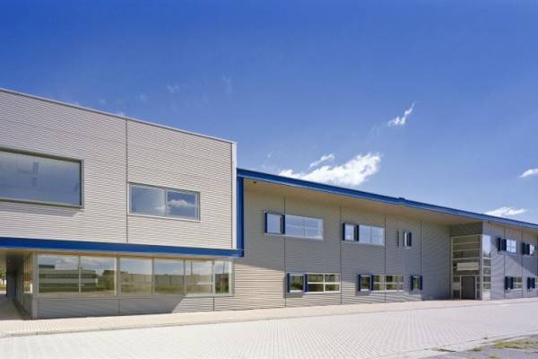 Bedrijfsruimte de Maas 22B Best