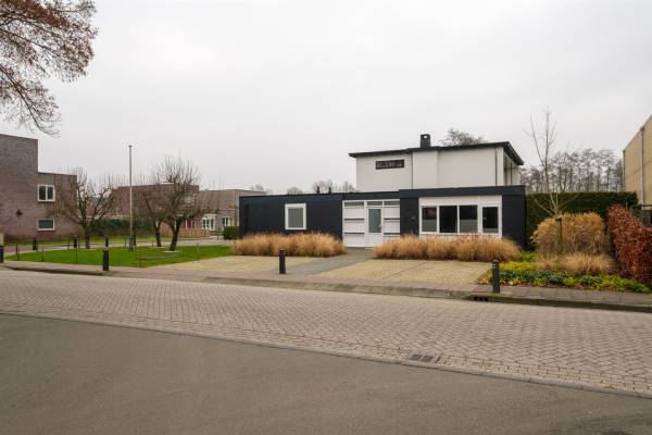 Bedrijfsruimte Schoorstraat 2 Klazienaveen