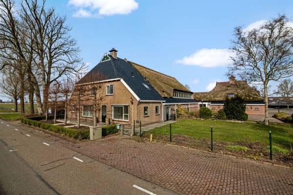 Bedrijfsruimte Rijksstraatweg 15 Ryptsjerk