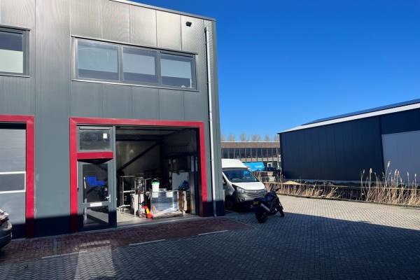 Bedrijfsruimte Steenbakkerij 54 Nieuwerkerk aan den IJssel