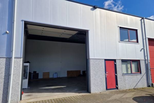 Bedrijfsruimte Vitus Beringstraat 16 Emmen