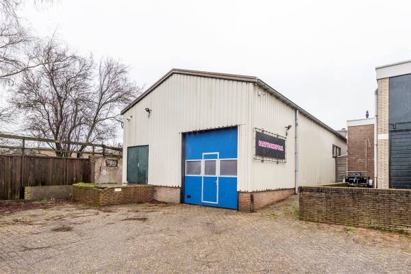 Bedrijfsruimte Dorpsweg 72 Hoogblokland