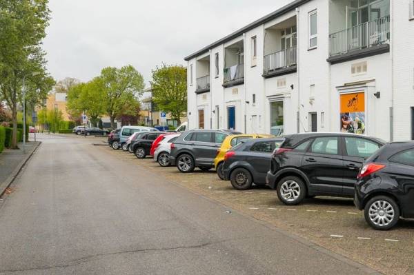 Winkelruimte Van Ruusbroecstraat 67 Den Bosch
