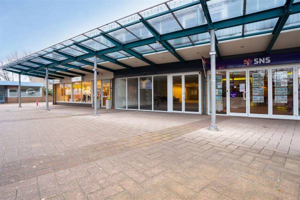 Winkelruimte Raadhuisplein 18 Heerhugowaard