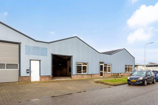 Bedrijfsruimte Berkenbroek 6 Steenwijk