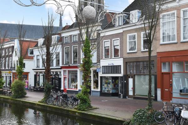 Winkelruimte Vrouwjuttenland 25 Delft