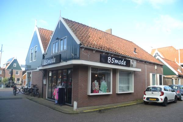 Winkelruimte Stationsstraat 8 Volendam