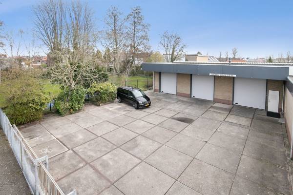 Bedrijfsruimte Admiraal de Ruyterstraat 58B Oud-Beijerland