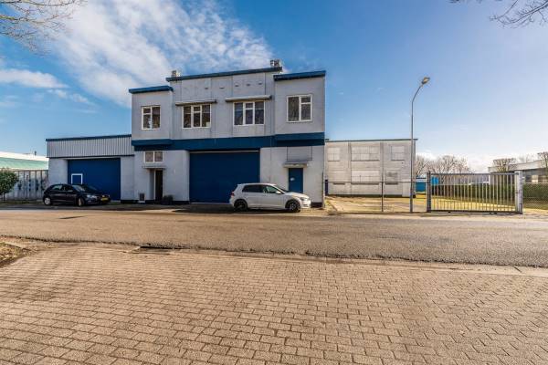 Bedrijfsruimte Vrijheidsweg 27- 29 Veendam