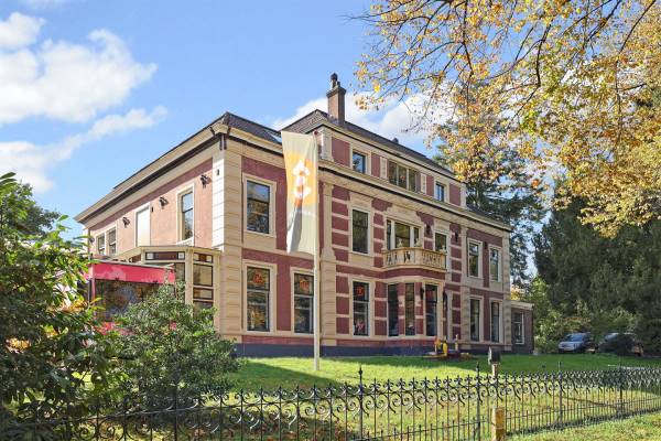 Maatschappelijk vastgoed &#39;s-Gravelandseweg 55 Hilversum