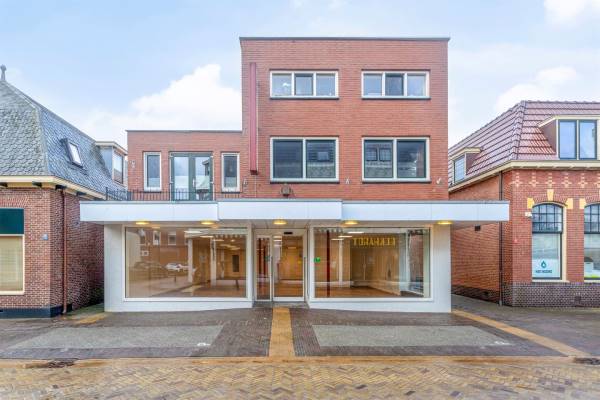 Winkelruimte Hoofdstraat-Oost 10 Uithuizen