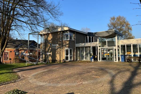 Kantoorruimte Brink 16 18 Gieten