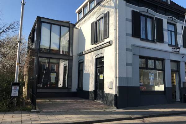 Winkelruimte Helmichstraat 2a Huissen