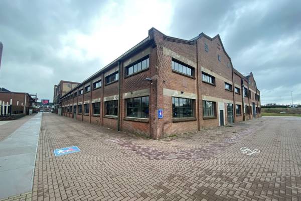 Bedrijfsruimte F. Hazemeijerstraat 410 Hengelo (OV)