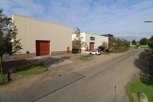 Bedrijfsruimte Helling 30 Hardinxveld-Giessendam