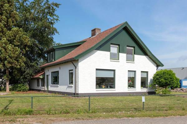 Kantoorruimte . Tubbergen