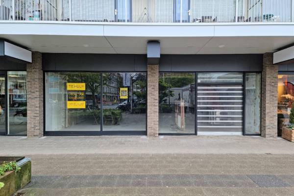 Winkelruimte Escamplaan 305 - 307 Den Haag