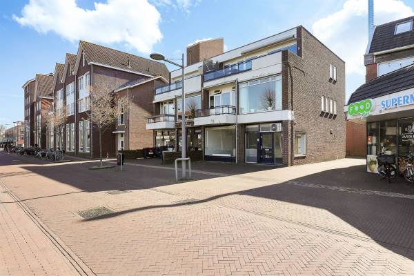 Winkelruimte Venneperstraat 8 Nieuw-Vennep