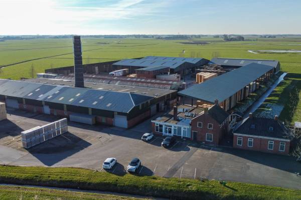 Bedrijfsruimte Laborweg 4 - 12 Middelstum