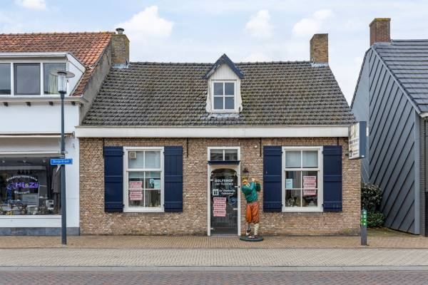 Winkelruimte Dorpstraat 82 Ulvenhout (Gem. Breda)
