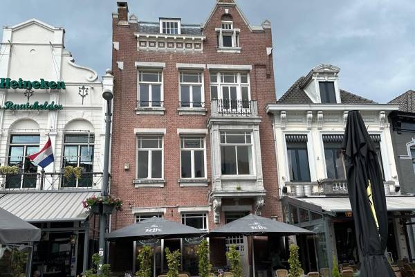 Horecagelegenheid Markt 18 Roosendaal
