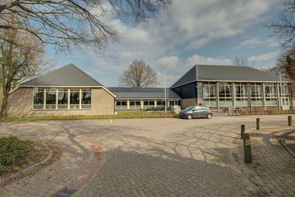 Bedrijfsruimte Veldbrake 5 Pesse (Gem. Hoogeveen)