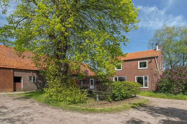 Agrarisch bedrijf Vestjenshoek 3 Baexem